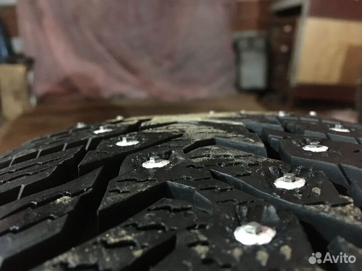 Nokian Tyres Hakkapeliitta 8 175/70 R13 204VR