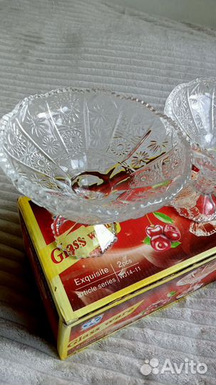 Ваза на ножке