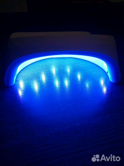 UV/LED лампа для ногтей