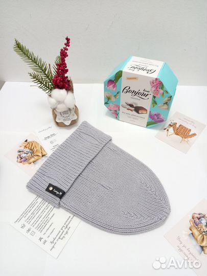 Вязаная шапка на осень