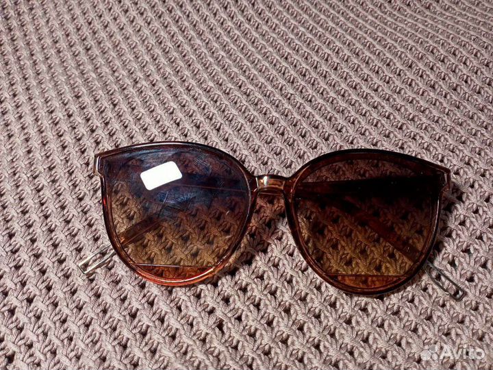 Очки солнечные женские