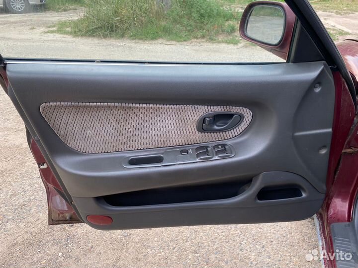 Дверные обшивки Mitsubishi Galant 7