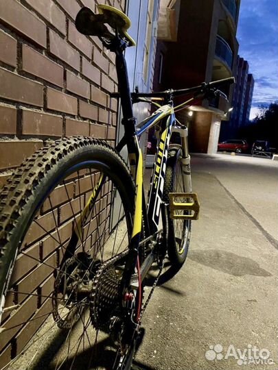 Велосипед Scott Scale 770