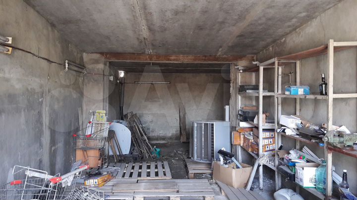 Гараж, > 30 м²