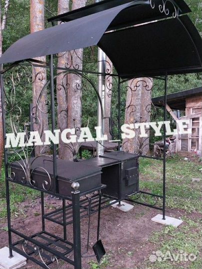 Мангал с крышей
