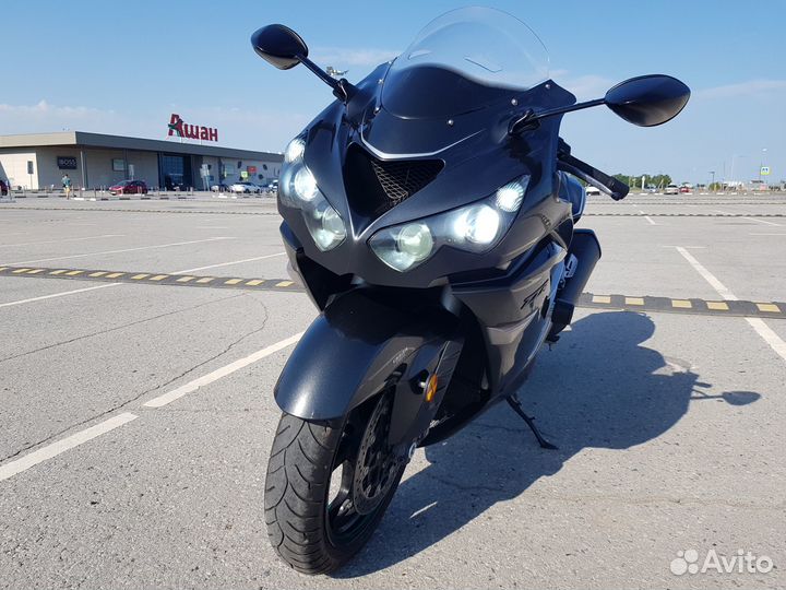 Kawasaki ZZR 1400