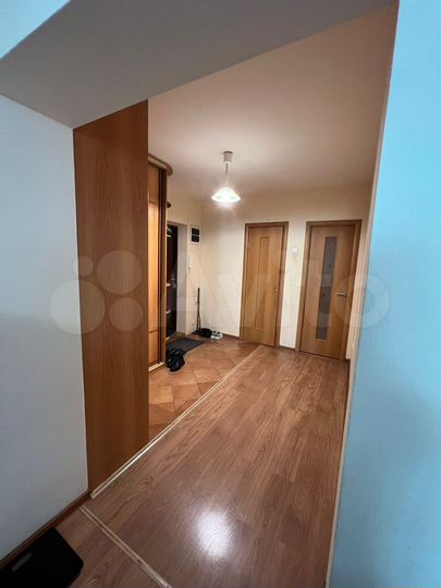 2-к. квартира, 82 м², 5/6 эт.