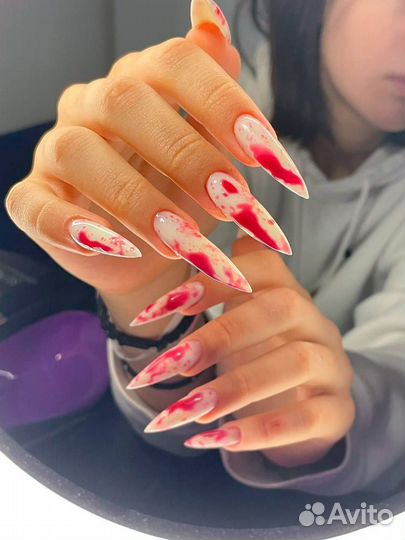 Маникюр с покрытием гель-лаком