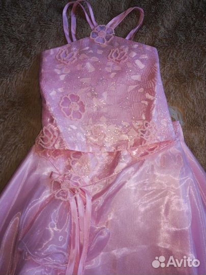 Платье на праздник для девочек 7-8 лет