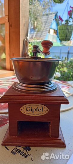 Кофемолка винтажная