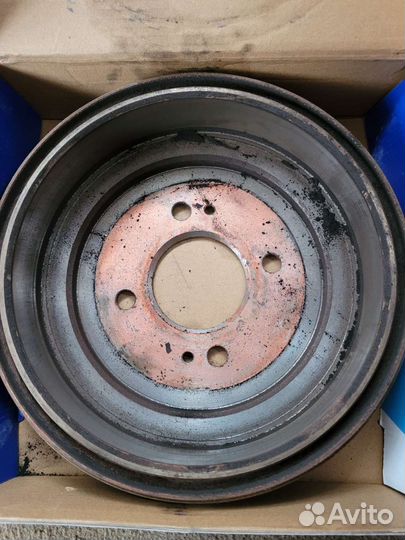 Тормозные барабаны Киа Рио 2011. Колодки