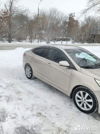 Hyundai Solaris 1.6 AT, 2013, 220 700 км