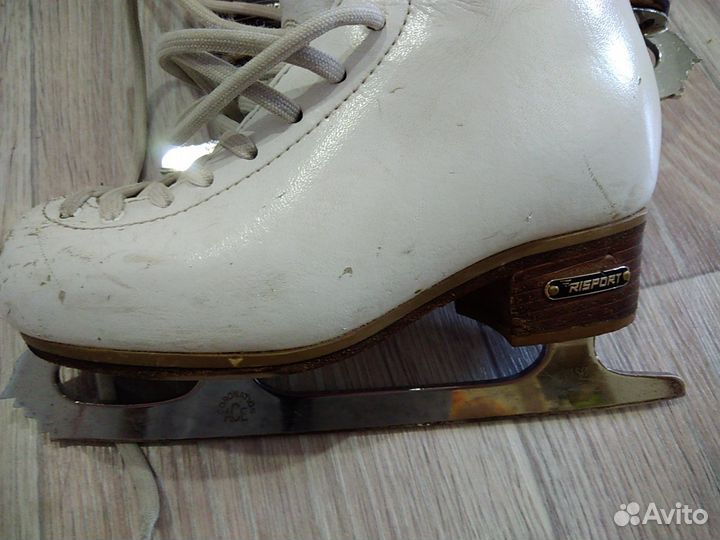 Коньки фигурные