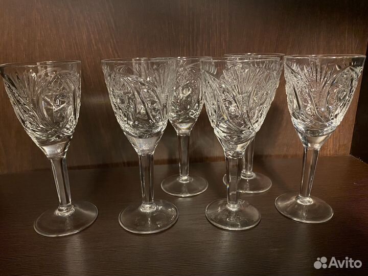 Хрустальные рюмки фужеры