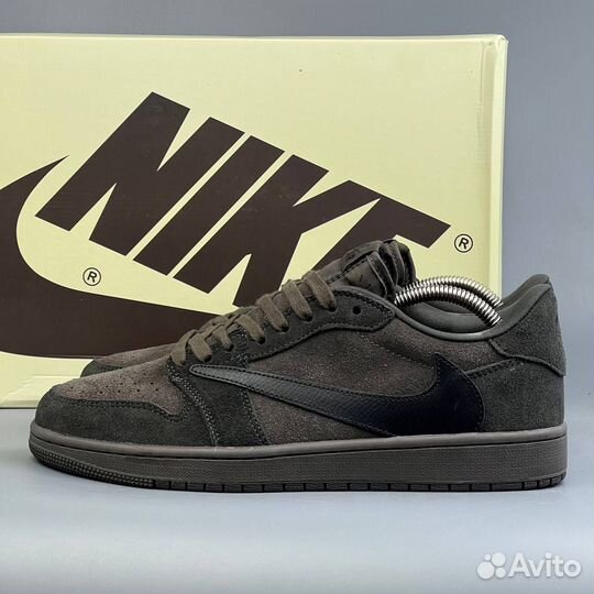 Кроссовки Nike Travis Velvet Brown