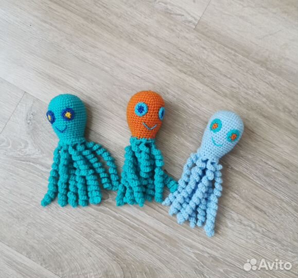 Вяаный осьминожка для недоношенных