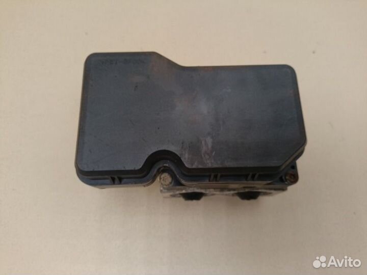 Блок ABS (насос) Toyota Corolla 1zrfe 1600CC 2007