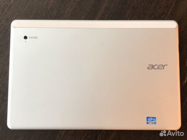 Acer Iconia W700