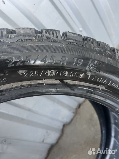 Michelin X-Ice North 4 225/45 R19