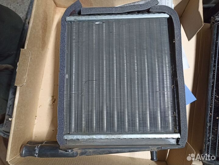Продам радиатор ваз