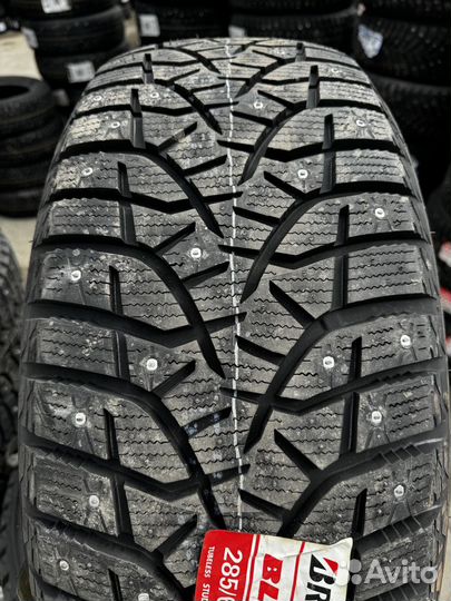 Bridgestone Blizzak Spike-02 SUV 285/60 R18 120T