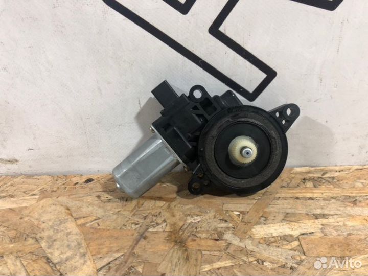 Мотор стеклоподъемника задний правый Mazda 6 GJ