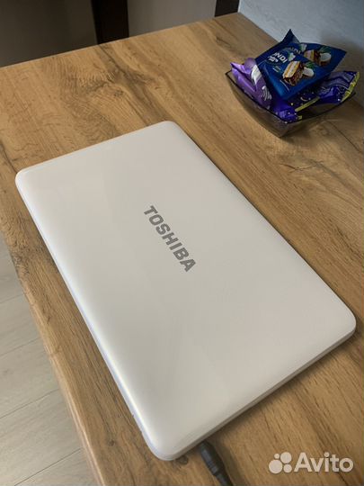 Ноутбук toshiba