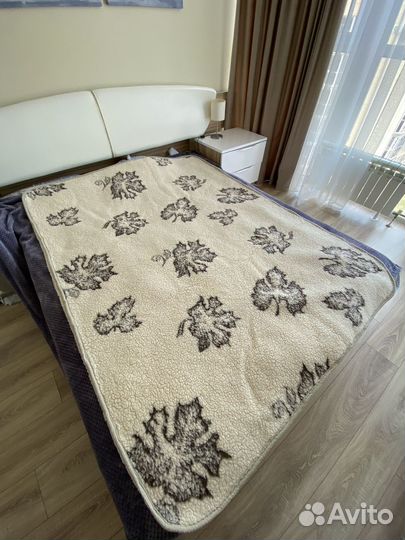 Одеяло шерстяное