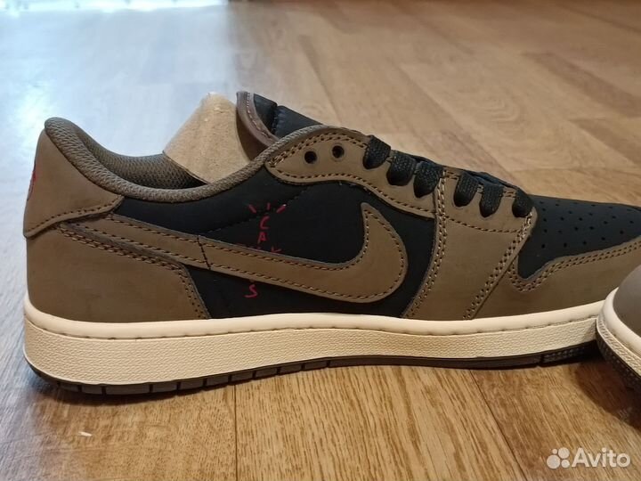 Кроссовки nike air jordan 1 low travis scott