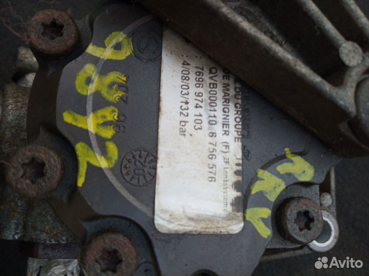 Насос гур Range Rover Vogue L322 2002-05 M62