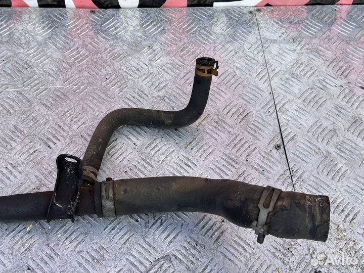 Патрубок охлаждения Chrysler Voyager 3.3