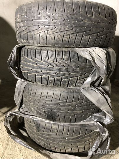 Nokian Tyres Hakkapeliitta R 235/55 R19 19