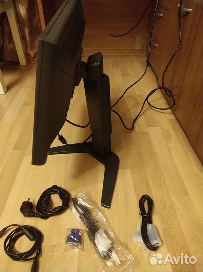 Монитор Philips 200xw7eb 16:10 в хорошем состоянии