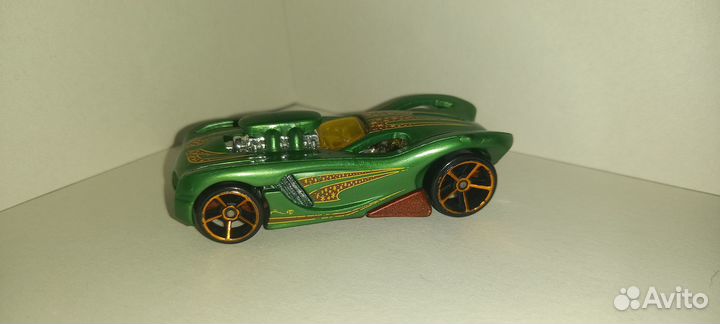 Hot wheels машинки
