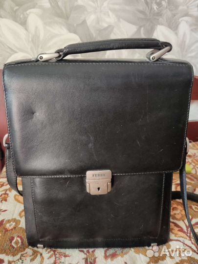 Кожaный портфeль GFF