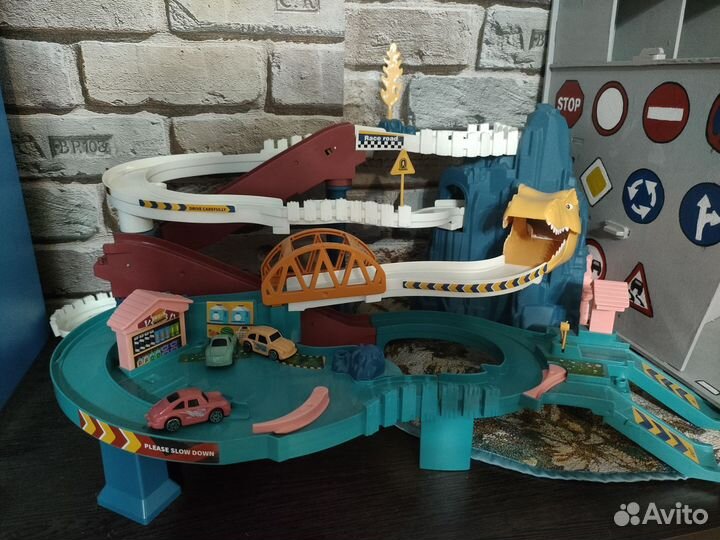 Автотрек с машинками