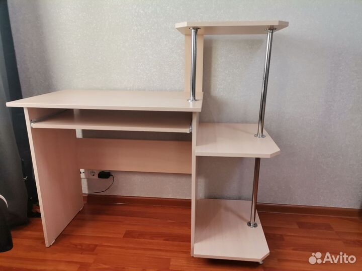 Компьютерный стол бу
