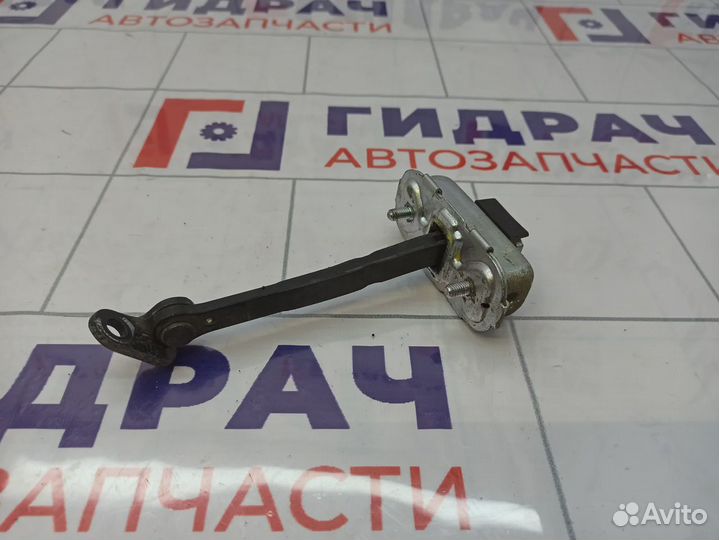 Ограничитель двери задней SsangYong Kyron (D200)