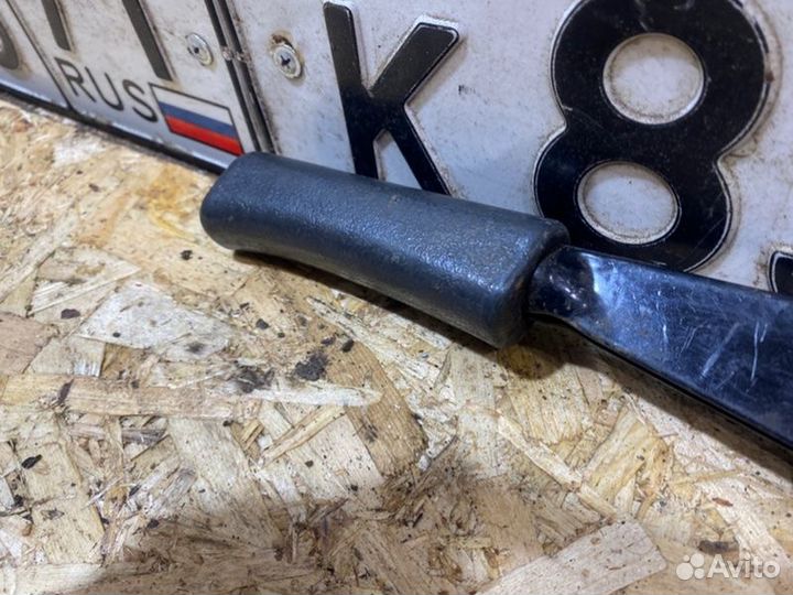 Рычаг стояночного тормоза Chevrolet Niva 2004