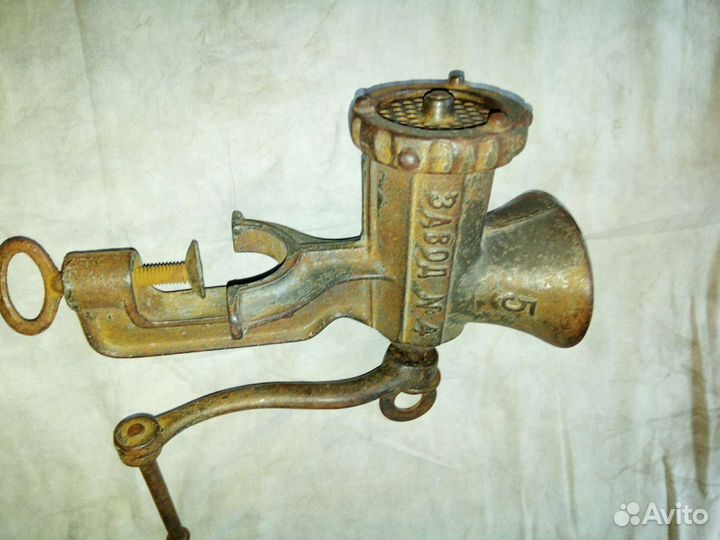 Старая советская мясорубка