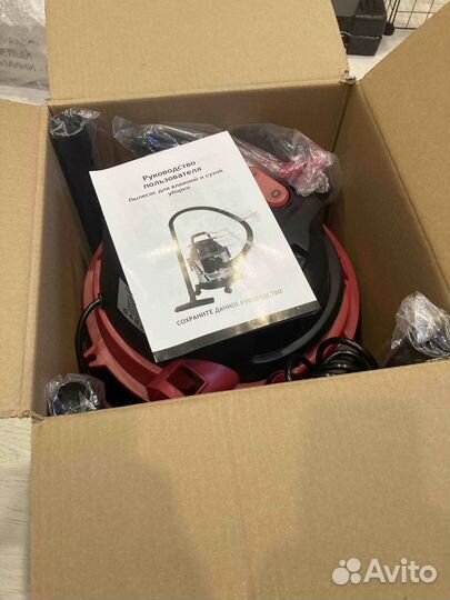 Пылесос строительный нержавеющий бак 15 л 1000 Вт