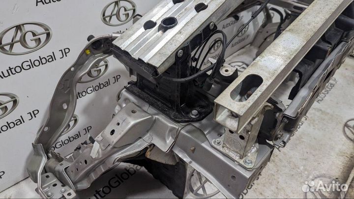 Панель передняя/телевизор (в сборе) Toyota Prius