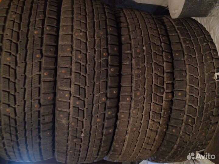 Dunlop SP Winter Ice 01 185/70 R14 88T