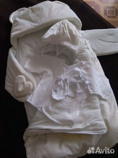 Продам конверт на выписку