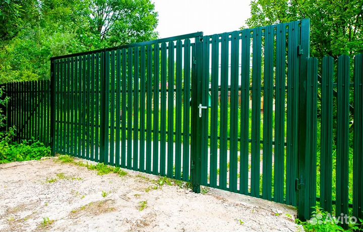Забор металлический,калитки под ключ