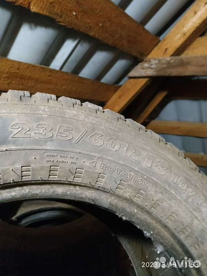 Advanta ER-700 2.25/60 R18