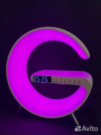 Лампа беспроводная зарядка часы колонка