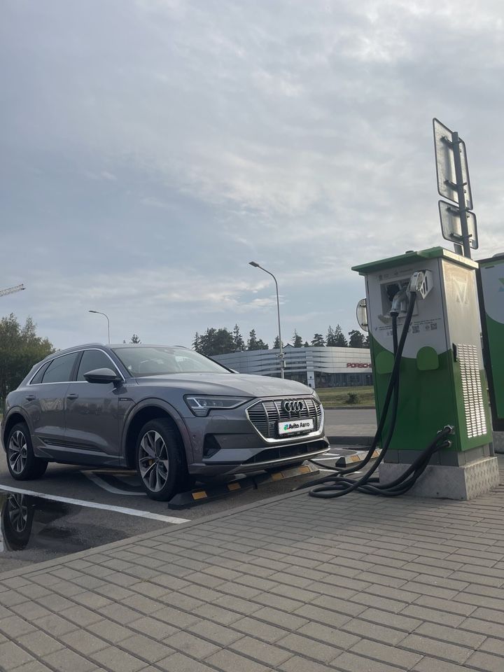 Audi e-tron: фото из отзыва