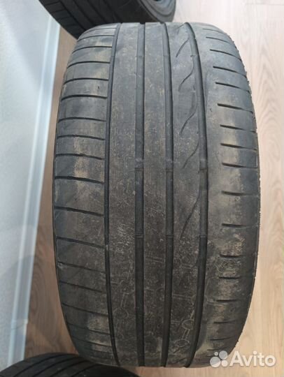 Bridgestone Potenza RE050A 235/40 R19 92Y