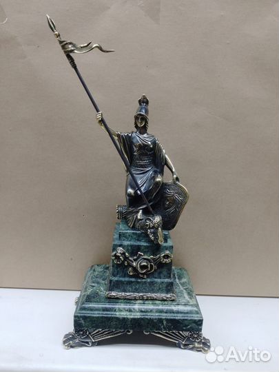 Бронзовая статуэтка